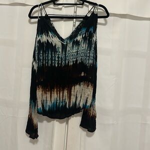 Beautiful light weight long sleeve top - Jessica Simpson size M